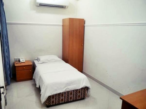 Hotel Plaza *
