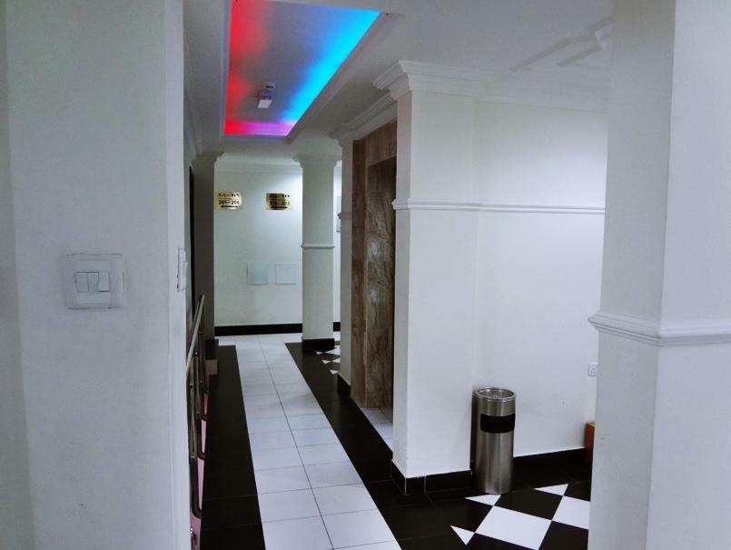 Plaza Hotel *
